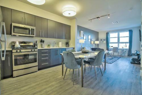 Urban Flat Apartments @ Redwood City
