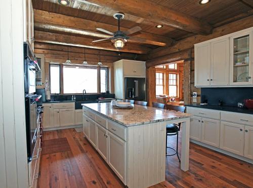 633 Golden Eagle Trail Home