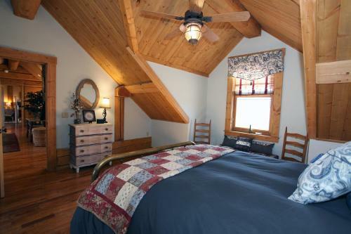 633 Golden Eagle Trail Home