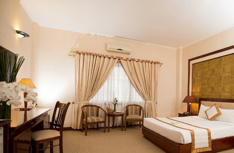 Palace Hotel