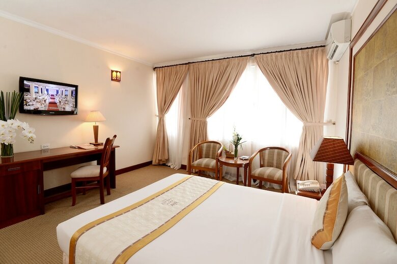 Palace Hotel