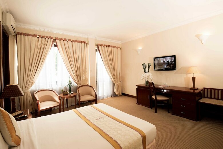 Palace Hotel