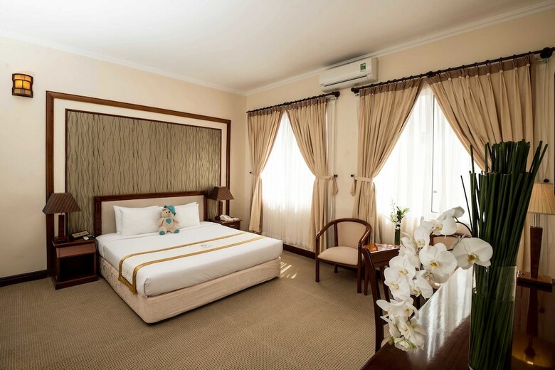 Palace Hotel