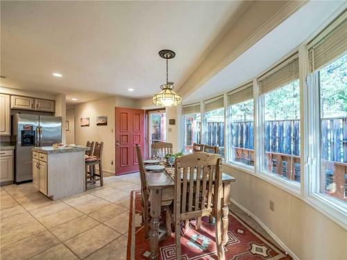 Db Mountain, 2 Bedrooms, Firepit, Wifi, Fireplace, Fenced Yard, Sleeps 6