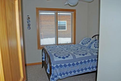 Maple - Elbert's Cottage