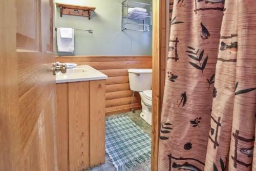 Cottage 2 - Hiller's Pine Haven