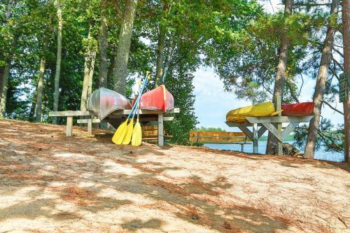 Cottage 2 - Hiller's Pine Haven
