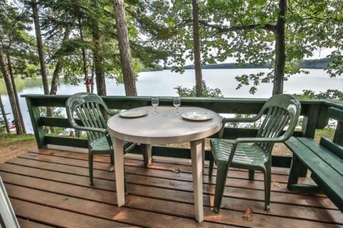 Cottage 2 - Hiller's Pine Haven