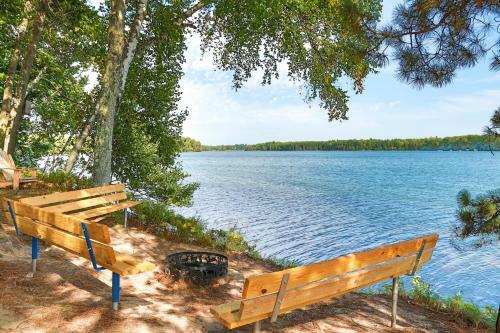 Cottage 2 - Hiller's Pine Haven