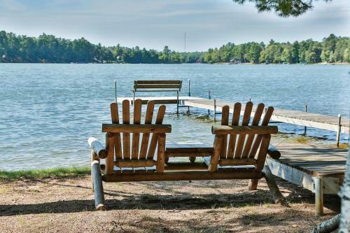 Cottage 2 - Hiller's Pine Haven