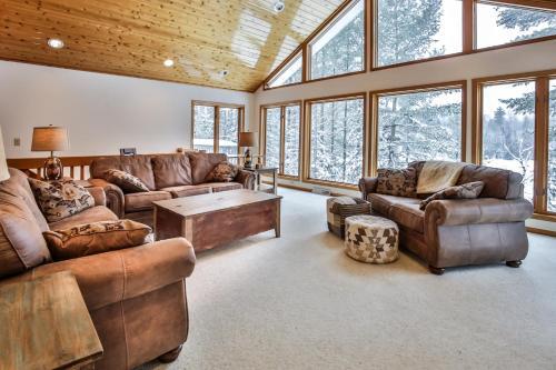 Whitewoods Cove - Hiller Vacation Homes Home