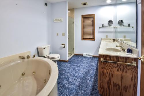 Whitewoods Cove - Hiller Vacation Homes Home