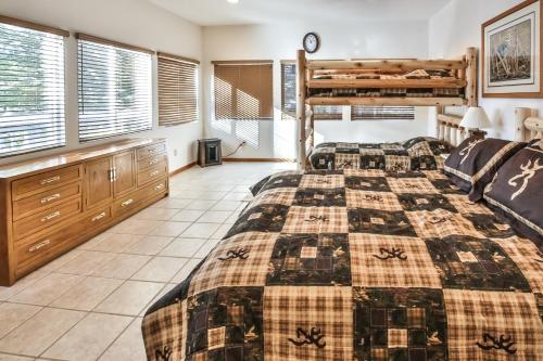 Whitewoods Cove - Hiller Vacation Homes Home