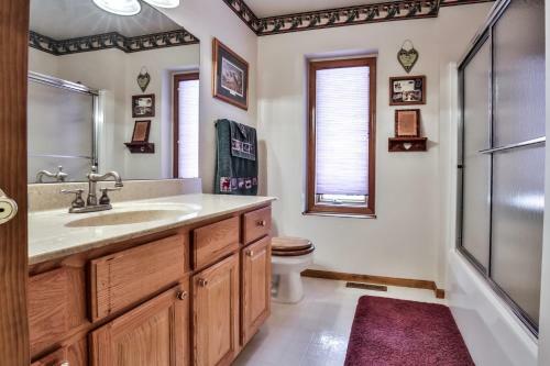 Pickerel Point Executive Home - Hiller Vacation Homes Home