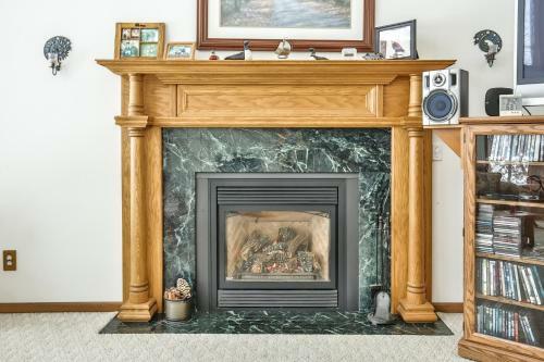 Pickerel Point Executive Home - Hiller Vacation Homes Home