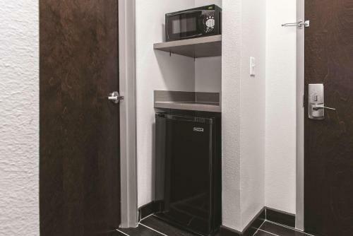 Hotel La Quinta By Wyndham San Antonio By At&t Center