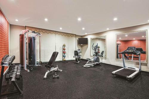 Hotel La Quinta By Wyndham San Antonio By At&t Center