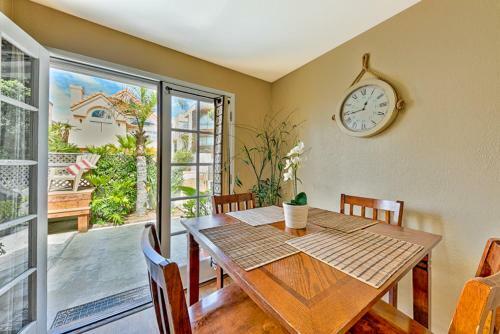 #725 - Beach And Bay Getaway Two-bedroom Apartment