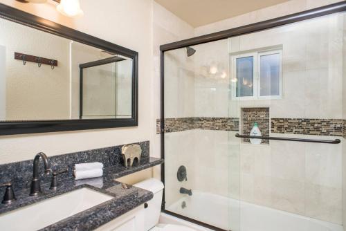 Apartamento Two-bedroom, One-bath Apt