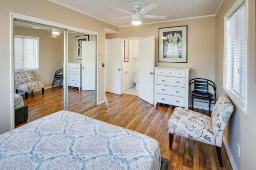 Apartamento Surfs Up Pb - 2 Condos, Walk To Beach!