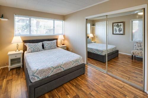 Apartamento Surfs Up Pb - 2 Condos, Walk To Beach!