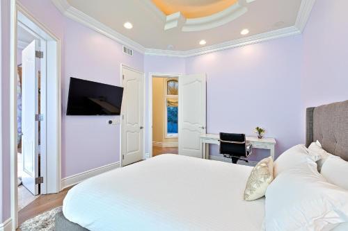 Sunset Villa II