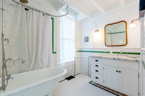 #494 - Corey House One-bedroom Holiday Home