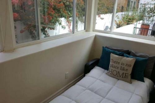 Immaculate Triplex Home Steps To Windansea Beach!