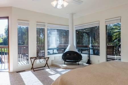 Villa Breathtaking Harbor Views-spacious Luxury!