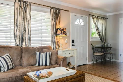 La Jolla Cottage