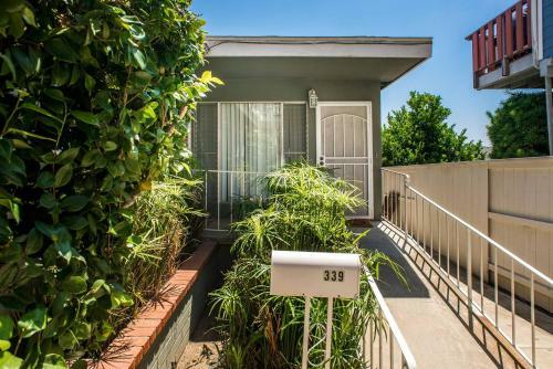 Three-bedroom In Point Loma