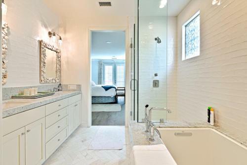 #6712 - Beach House Four-bedroom Holiday Home