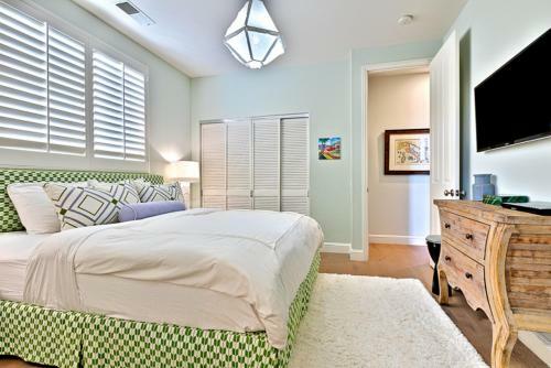 #6712 - Beach House Four-bedroom Holiday Home