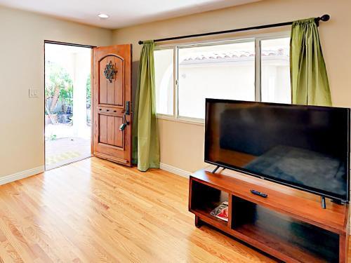 Apartamento 1731 Plum Street Condo Unit B