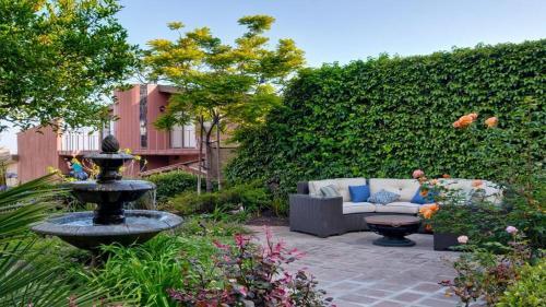 Yacht Sailors Paradise In Point Loma