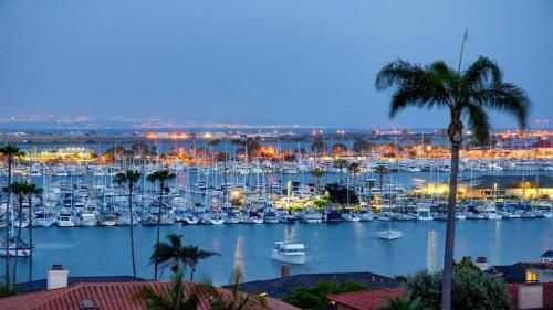 Yacht Sailors Paradise In Point Loma