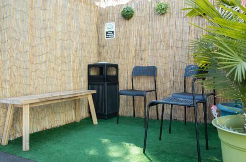 California Dreams Hostel