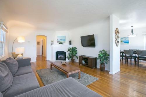 Apartamento Wraparound Views In Mission Hills Townhouse