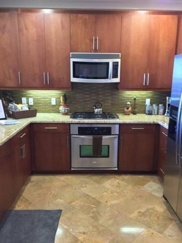 Apartamento 2 Bedroom / 2 Bathroom Condo In Hillcrest