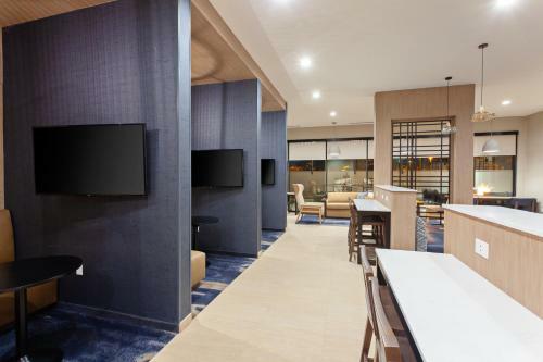 Hotel Towneplace Suites By Marriott San Diego Central