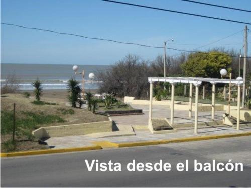 Apartamento Grande Y Frente Al Mar