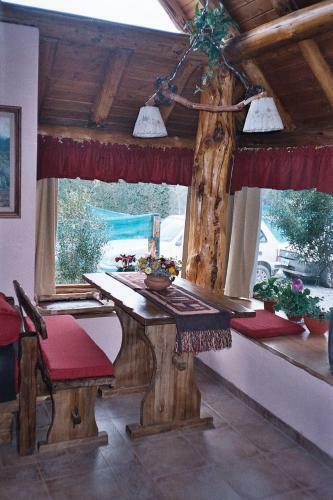 Lodge Caba�as Lemu Hue