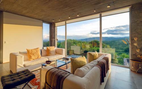 Villa Magnificient House Over The Andes In Salta
