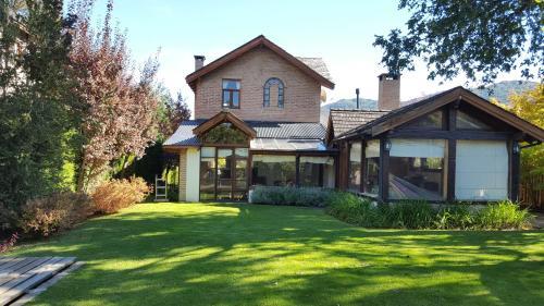 Chalet De Monta�a