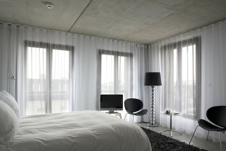 Hotel Banks