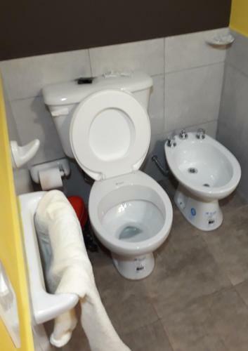 Bed & Breakfast Hosteria Rio 8 Pax.