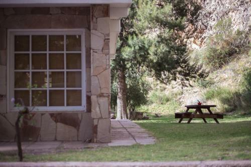 Lodge Bosque Divino Caba�as & Suites