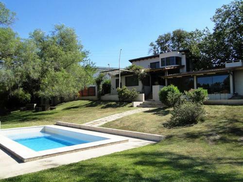 Frente Al Lago (s�lo Para Familias)