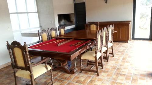 Frente Al Lago (s�lo Para Familias)
