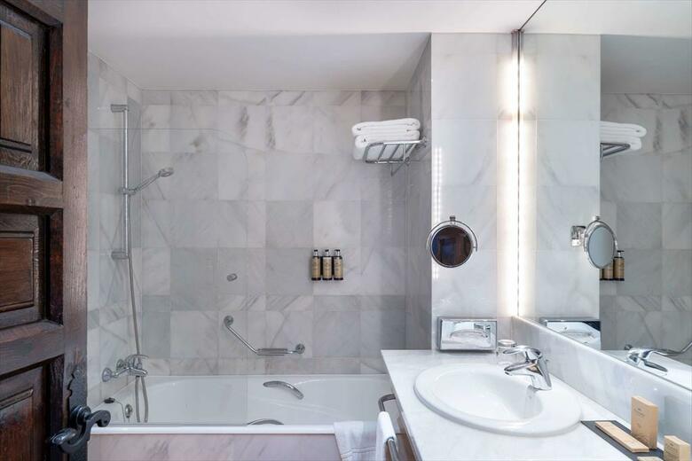 Hotel Parador De Sos Del Rey Cat�lico